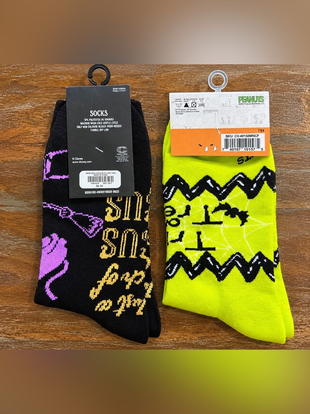 Disney Hocus Pocus Peanuts Snoopy Halloween Crew Socks 2 Pair NWT - Picture 2 of 2